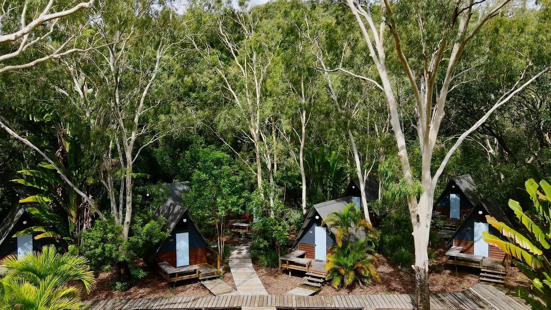 Selina Magnetic Island Hostel Horseshoe Bay
