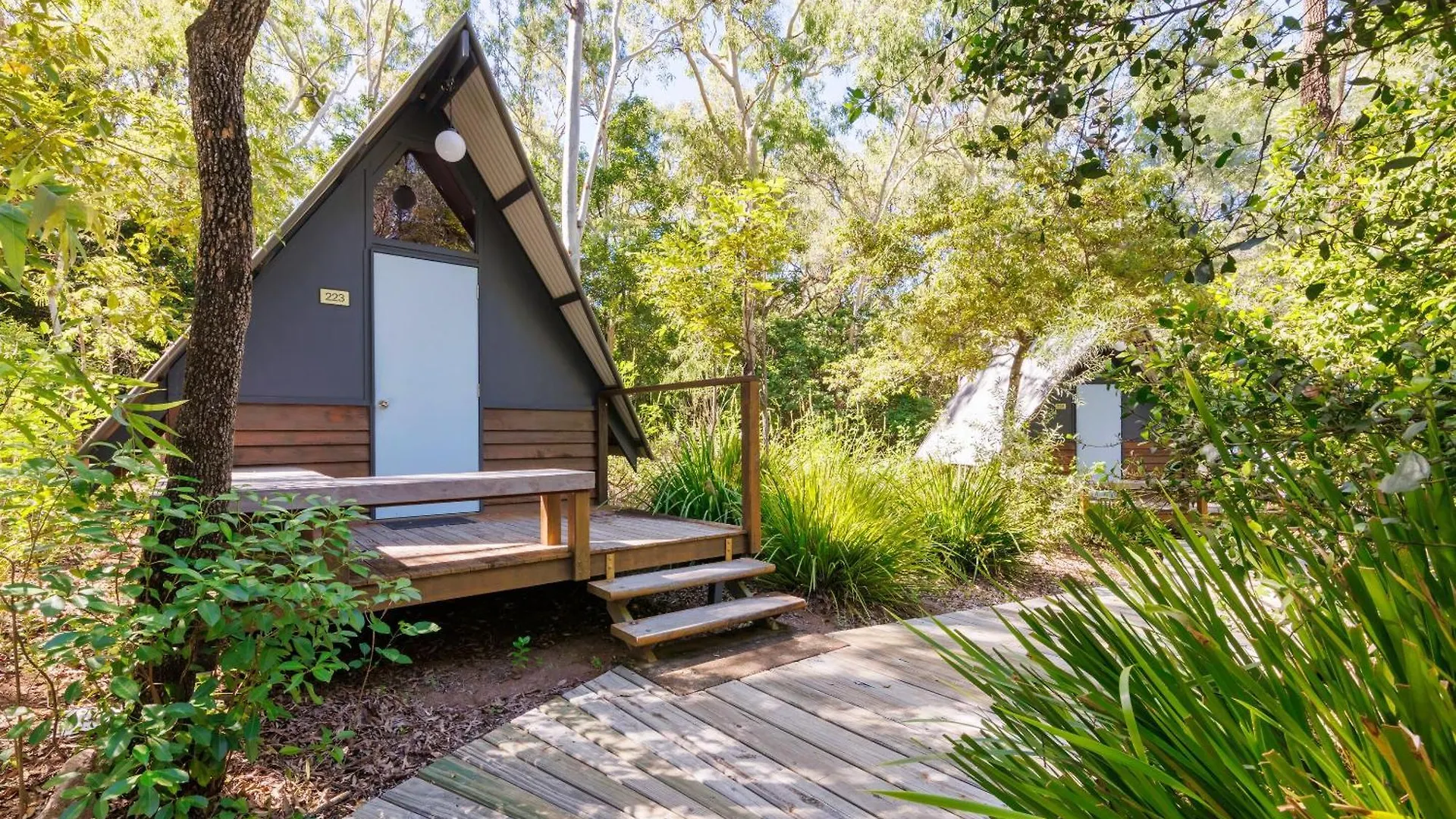 Selina Magnetic Island Hostel Horseshoe Bay